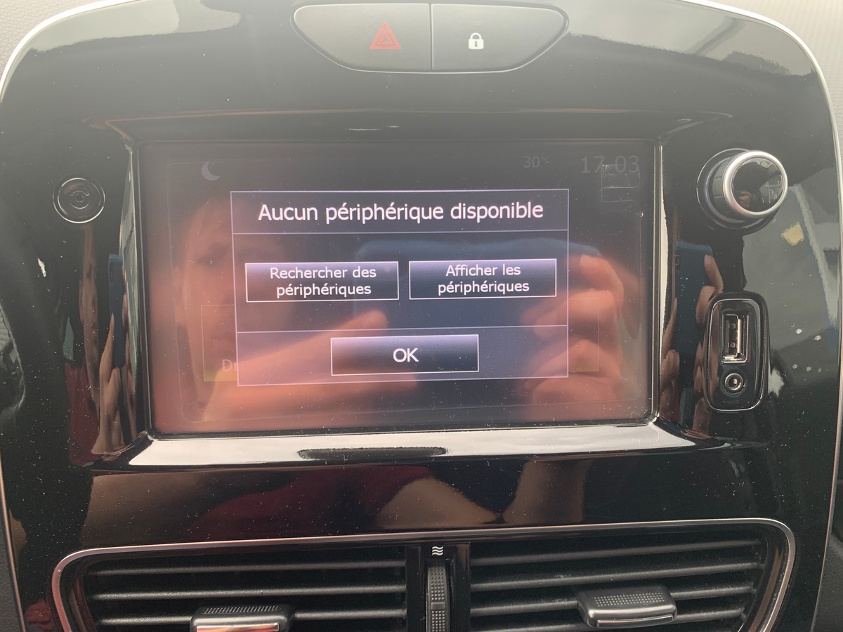 RENAULT Clio IV 90 ch | Limited | Régulateur vitesse | Climatisation | Radar stationnement arriére