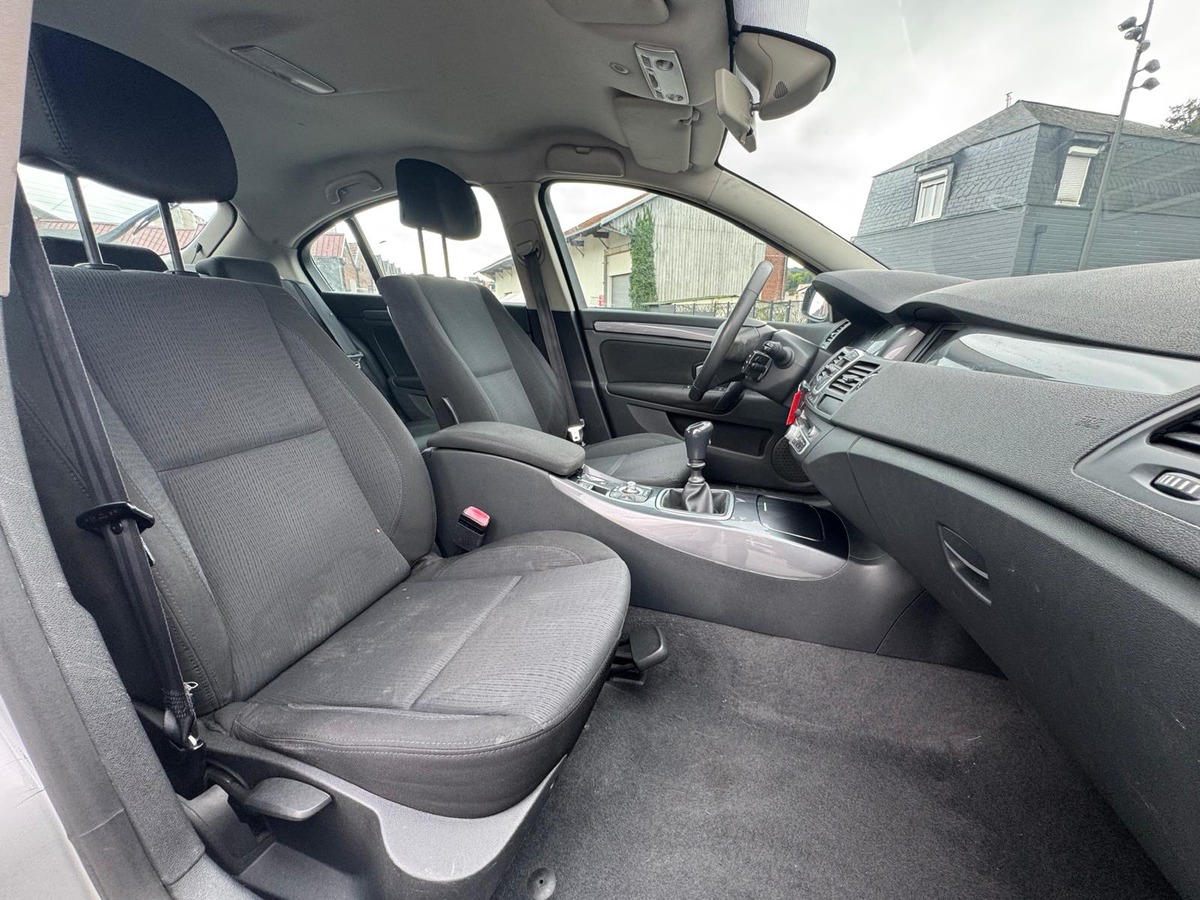 RENAULT Laguna III 1.5 dCi Black Edition - Révisée - Garantie