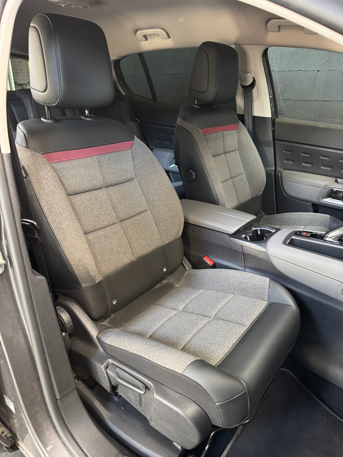 Citroën C5 Aircross 1.5 HDI 130 EAT 8 C-SERIES