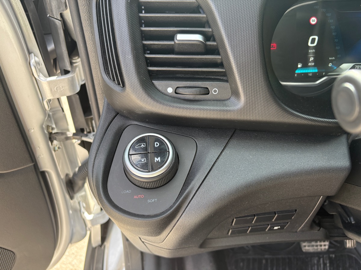 Iveco Daily 35 - 210 CH HI-MATIC -  TVA RECUPERABLE - FULL OPTION