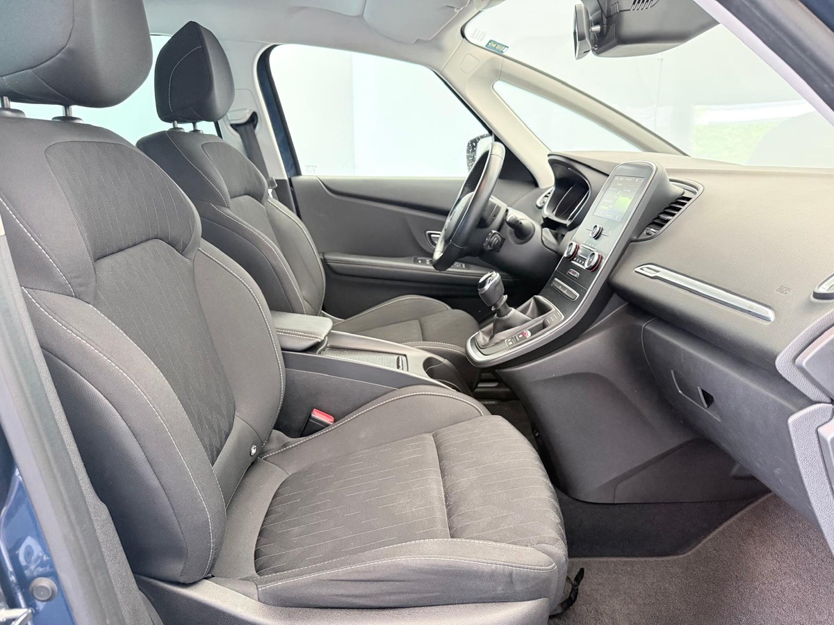 RENAULT Scenic 1.7 BlueDci 120 limited   Première main