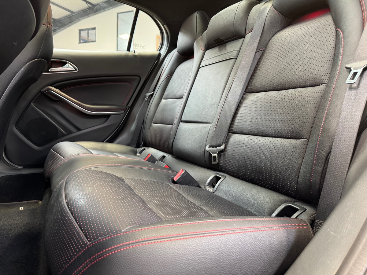Mercedes Benz GLA PHASE 2 200 7-G DCT FASCINATION AMG 160CV TO/HARMAN KARDON/360° SUIVIT COMPLET