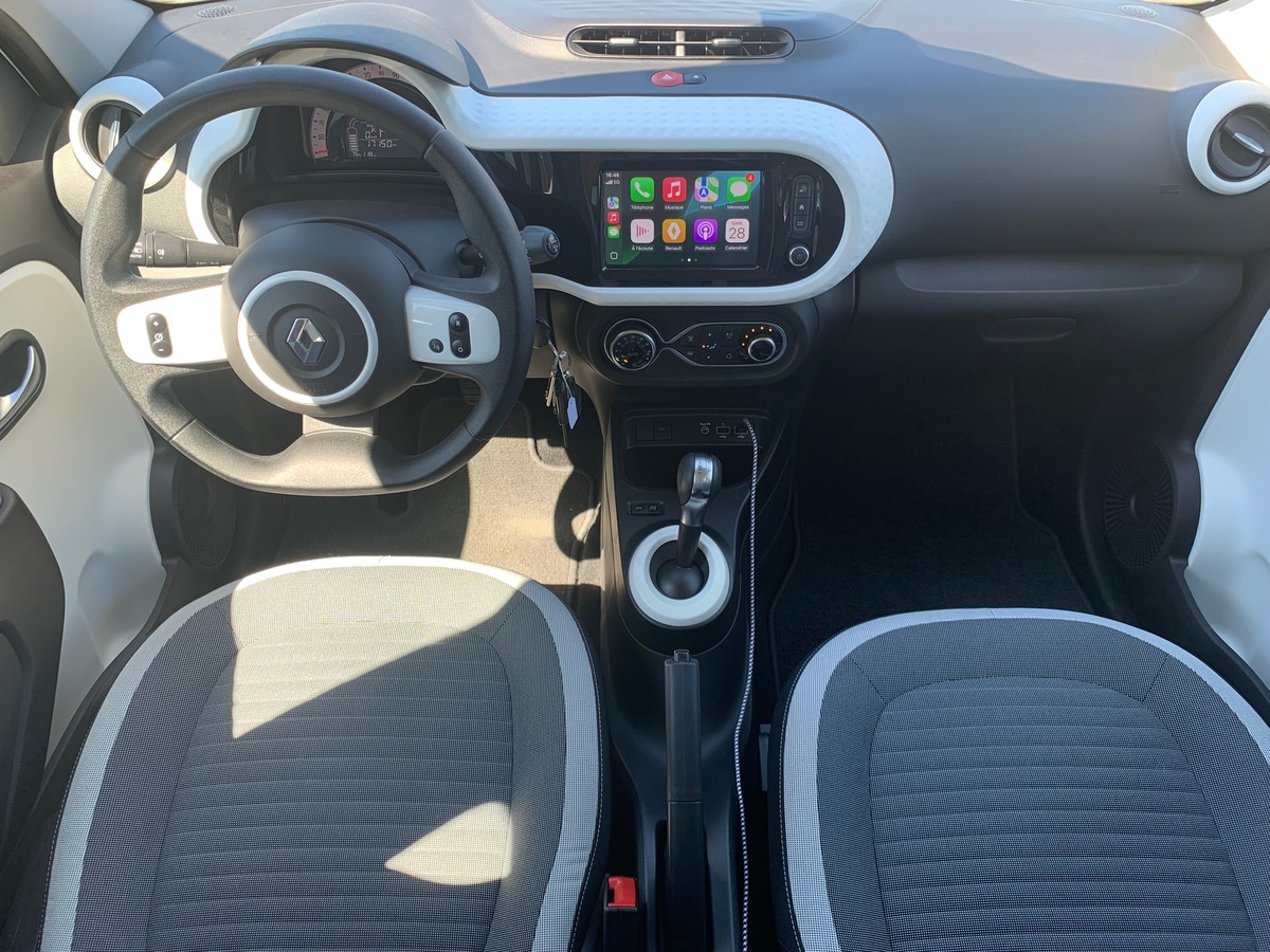 RENAULT Twingo EQUILIBRE |  Aide au parking arrière | Apple car play | Premiére main