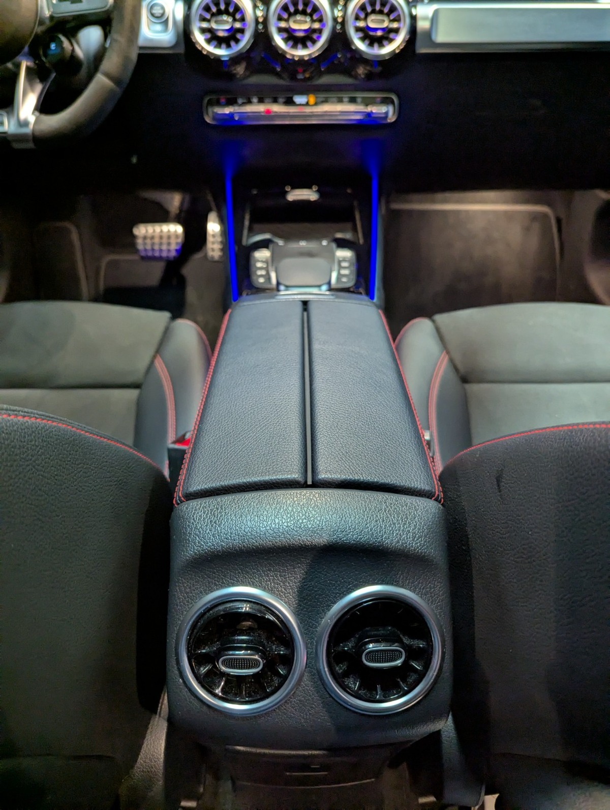 Mercedes Benz GLB AMG 35 4MATIC