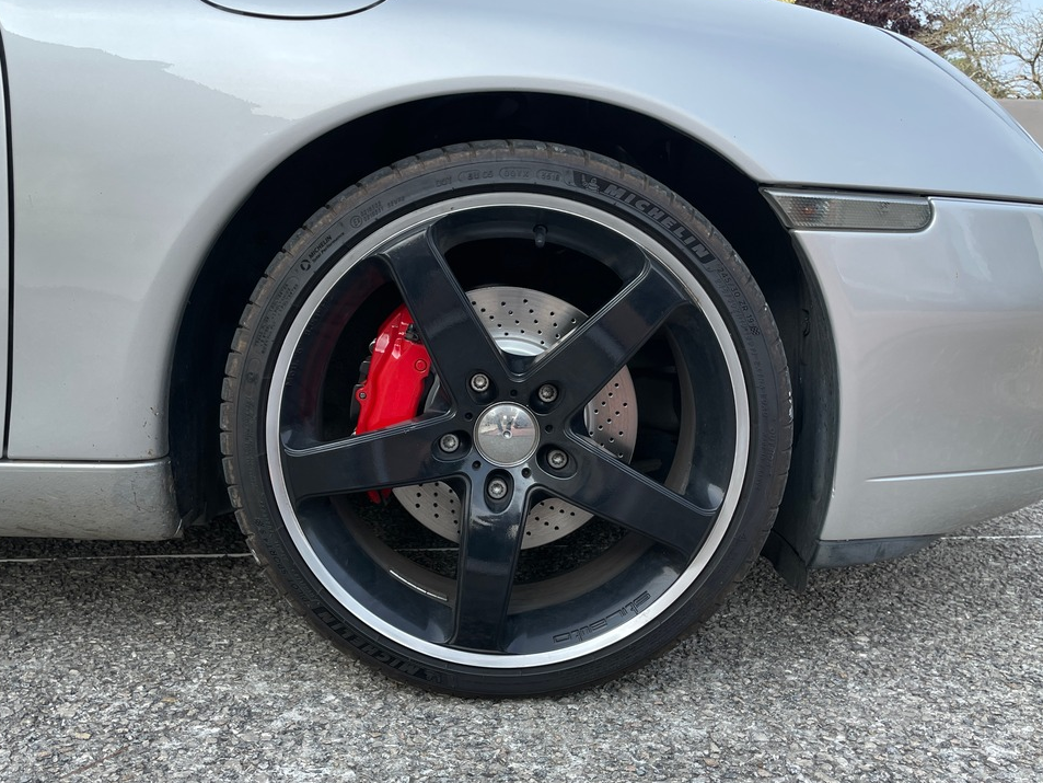 Porsche 911 Carrera coupé (996) 3.4L 301 CH