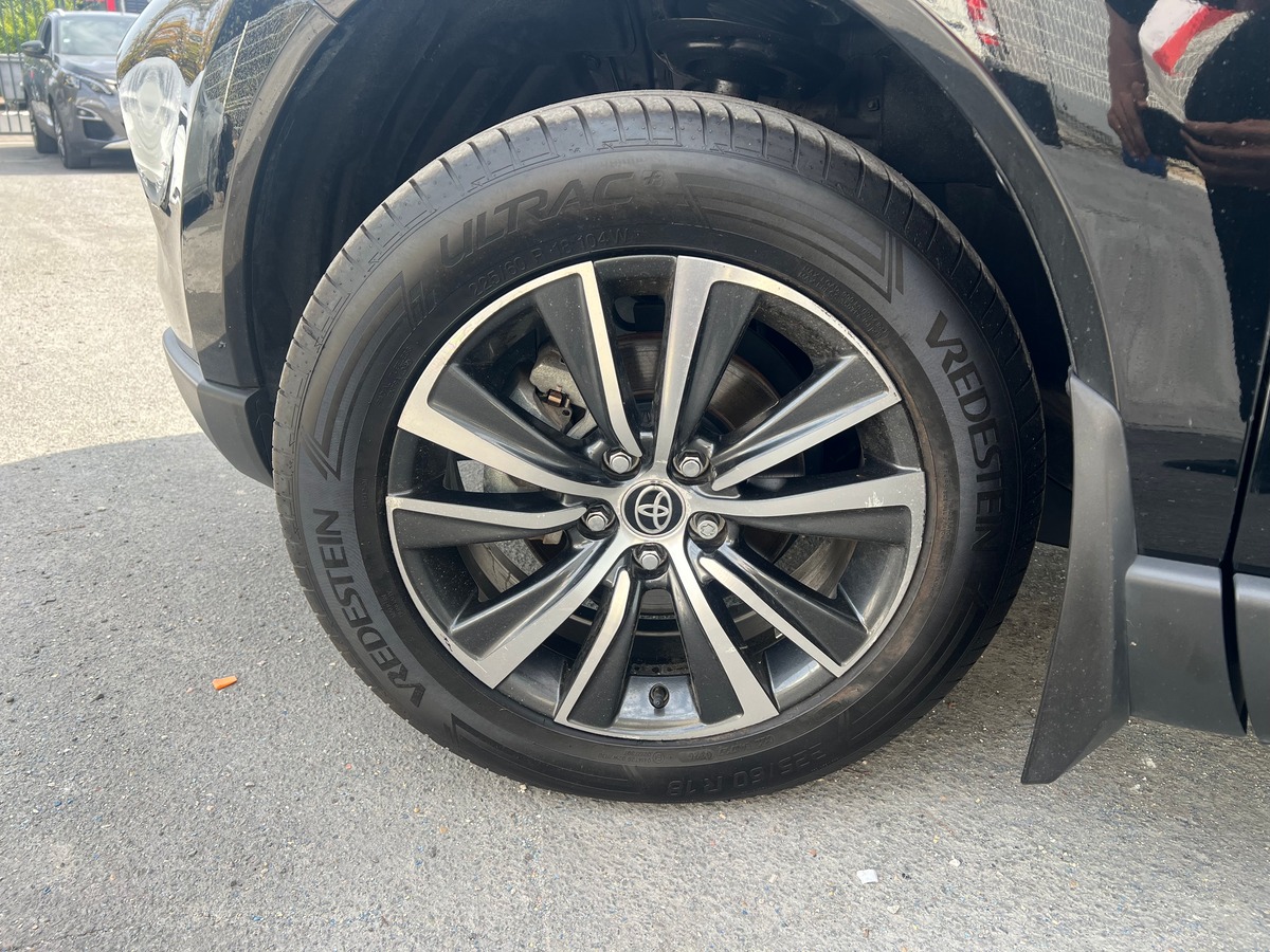 Toyota RAV4 Toyota Venza Hybrid 2.5l 222ch - équivalent RAV4 - sièges chauffants / caméra de recul