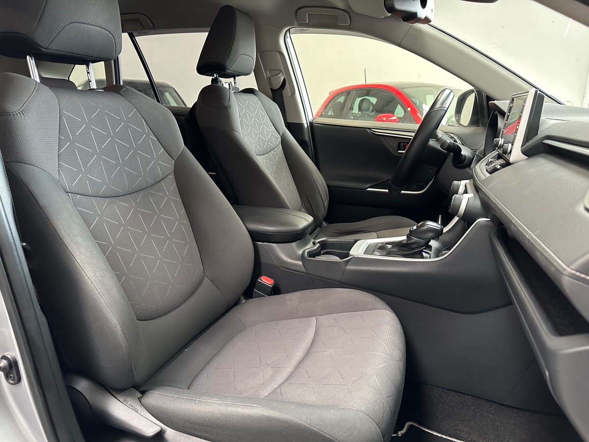 Toyota RAV4 2.5 218 HYBRIDE DYNAMIC 2WD PACK DEMO DESIGN / ATTELAGE AMOVIBLE / CARPLAY