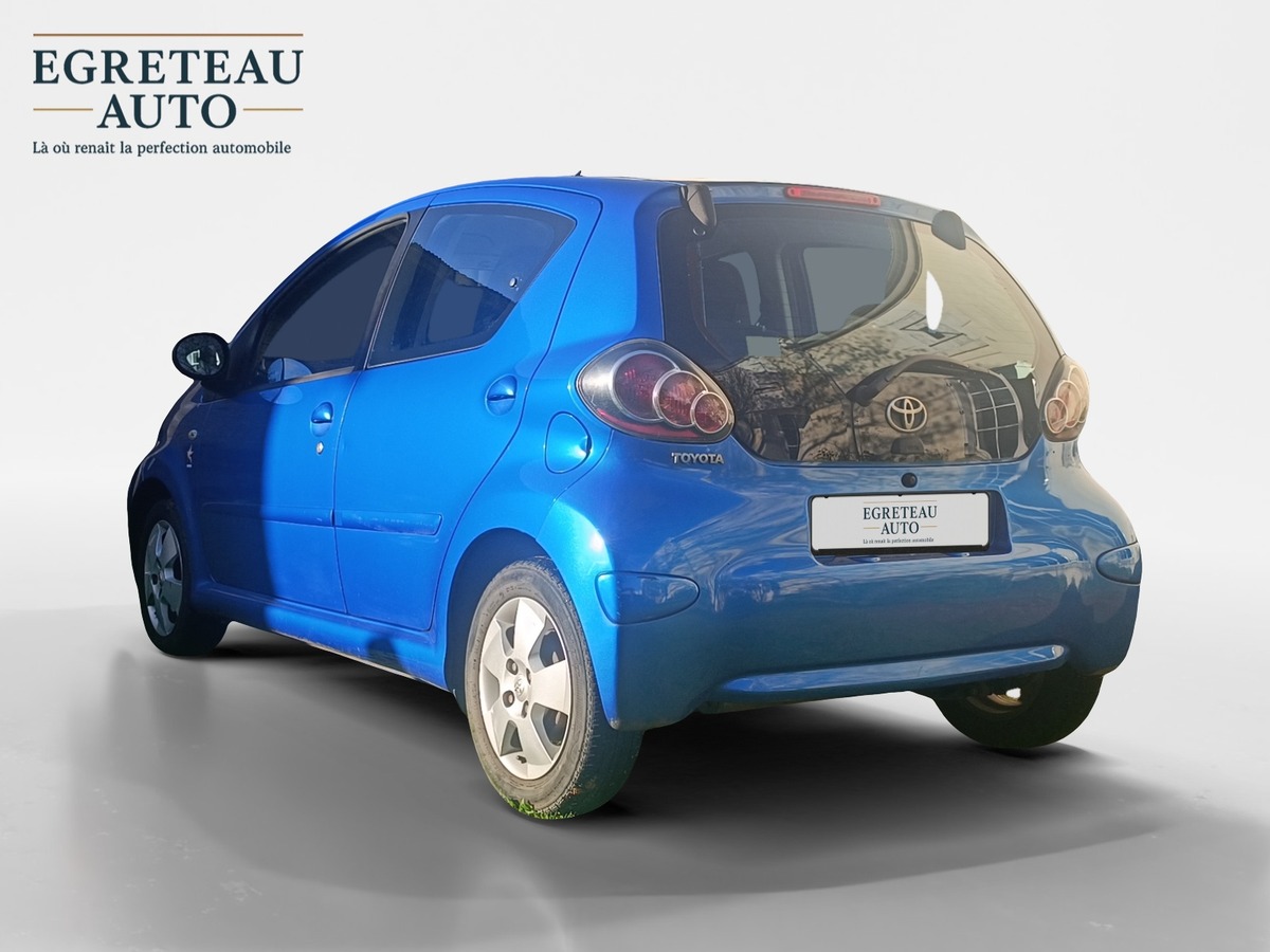 Toyota Aygo 1.0 VVT-I 68 CV VIRGIN RADIO