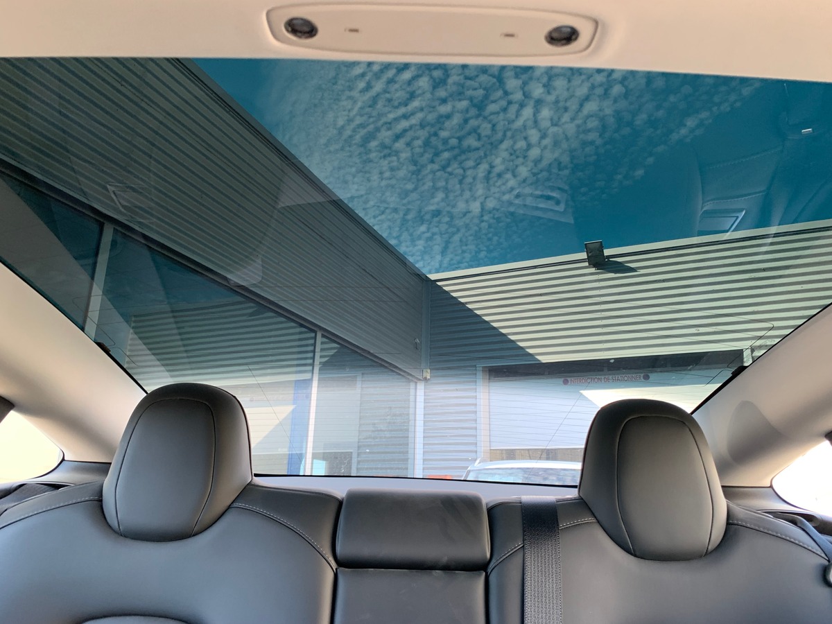 Tesla Model 3 283 ch | Caméra recul | Toit panoramique | GPS | Cuir | Sièges électriques chauffants