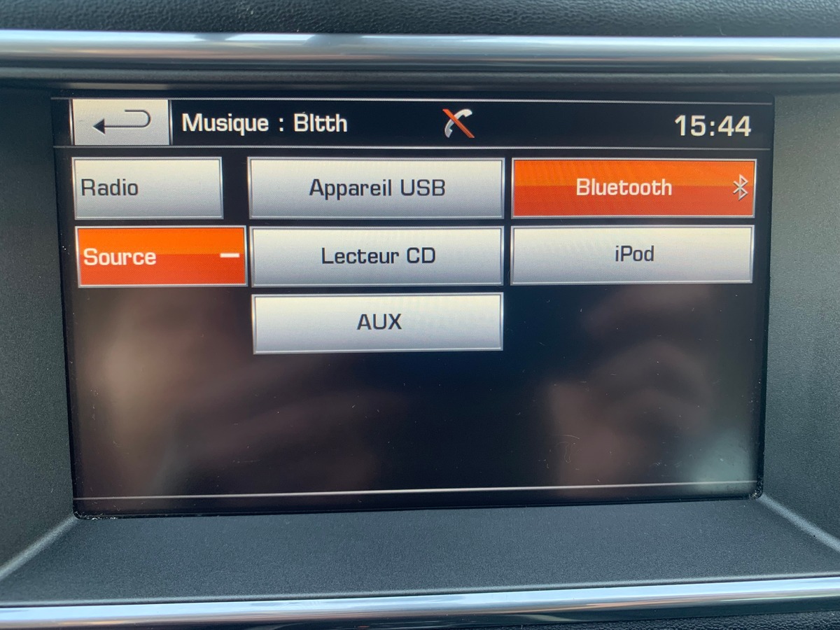 Land-Rover Range Rover Evoque 150 chevaux | Caméra de recul | Cuir | Attelage | Audio MERIDIAN
