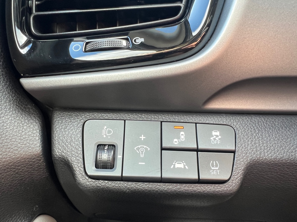 Kia Stonic Premium T-GDI 120cv DCT7, SUIVI COMPLET KIA, SIEGES CHAUFFANTS, CARPLAY