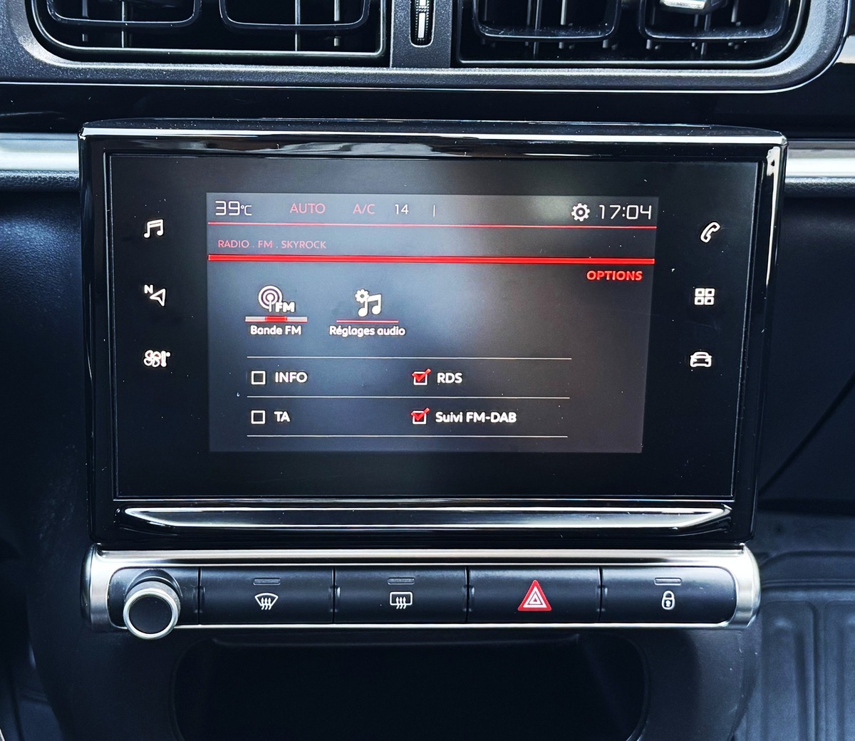Citroën C3 (2) C-SERIES 1.5 BLUEHDI 100 Ch / 1ere MAIN / LEDS VISION / CARPLAY / CLIM - 86500 kms