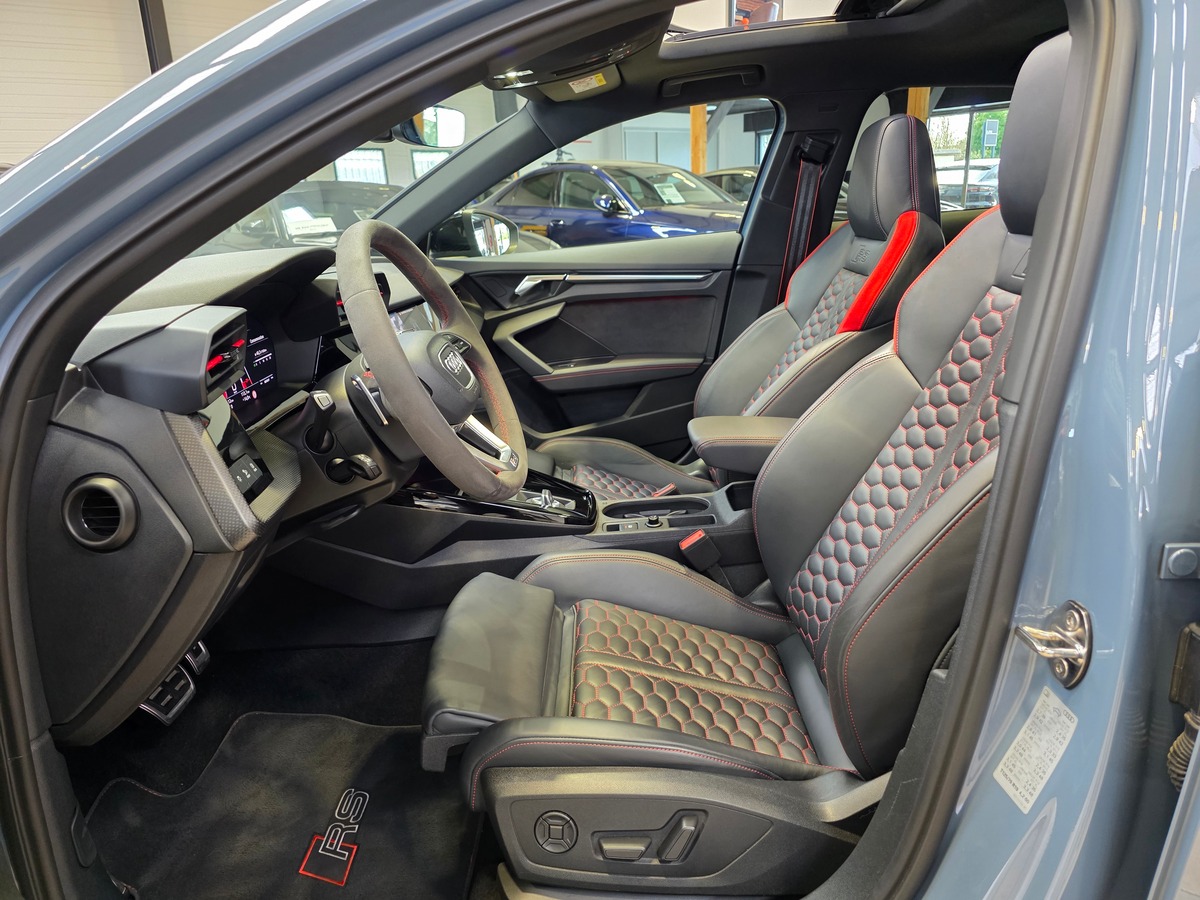 Audi RS3 III SPORTBACK 2.5 TFSI 400