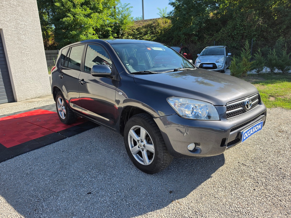 Toyota RAV4 136 D-4D - Garantie 12 Mois -