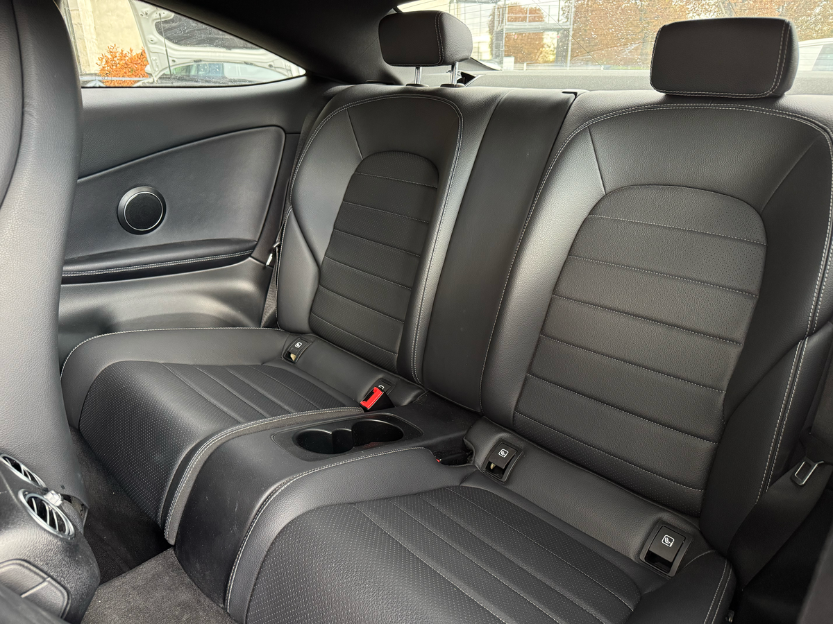Mercedes-Benz Classe C Coupé 220 CDi Black Edition 9G-TRONIC+ 170 cv
