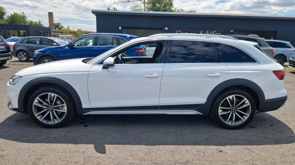 Audi A4 Allroad 40 TDI 204ch Avus quattro S tronic 7/Attelage/Cuir/Caméra360