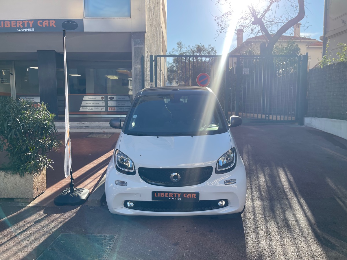 Smart FORTWO Cabriolet 1.0 71 CV / Gris Mat /Capote Noir