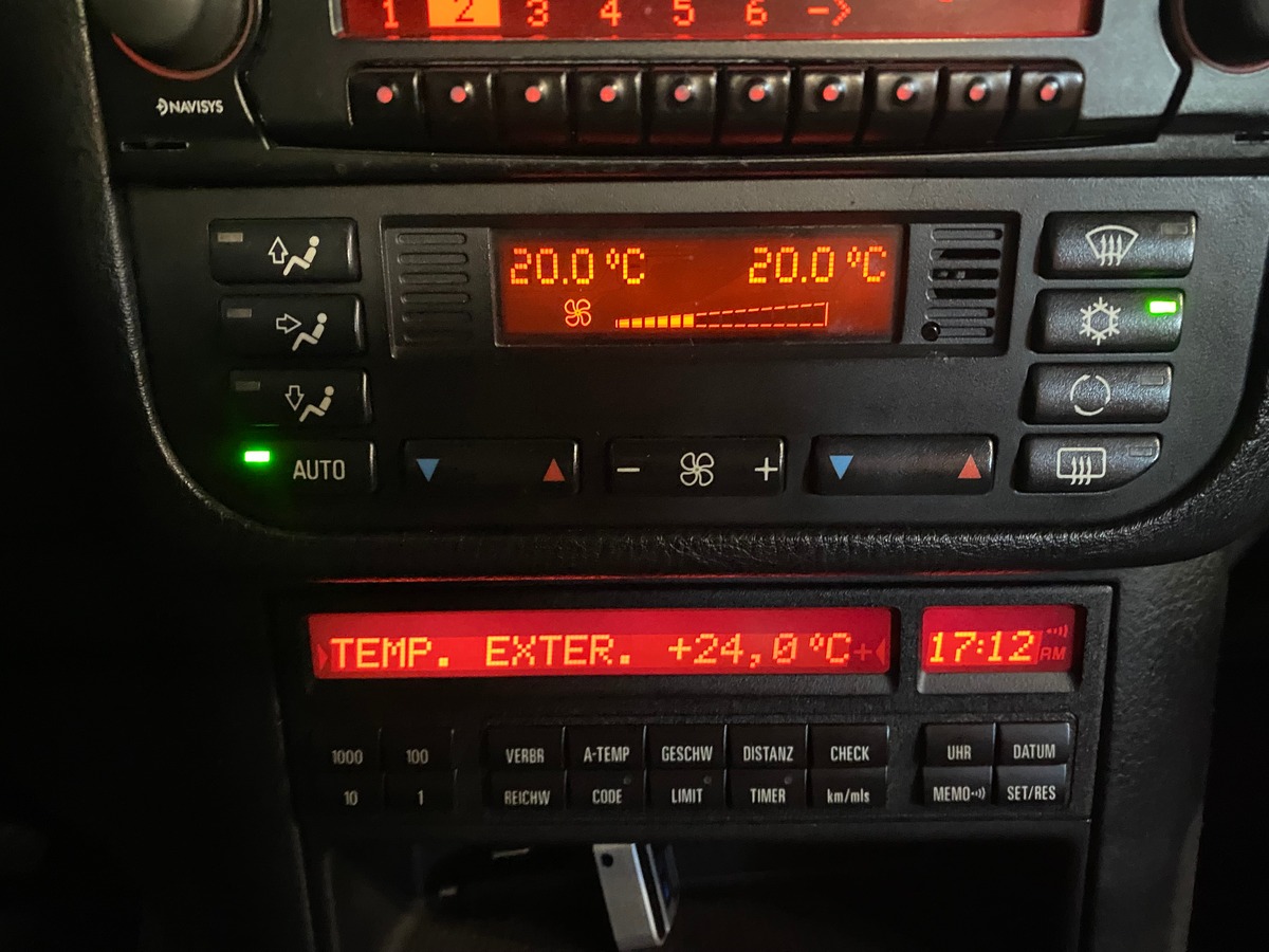 Bmw Série 3 E36 328i Berline Pack M individuel 193cv Toit Ouvrant