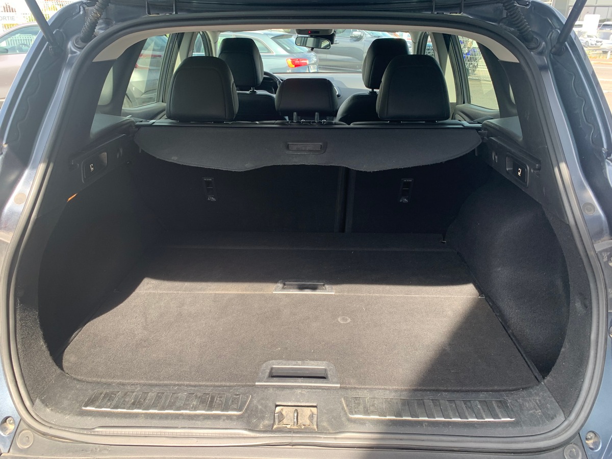 RENAULT Kadjar 130 | Intens | Caméra recul | Régulateur vitesse | Attelage amovible | Roue secours