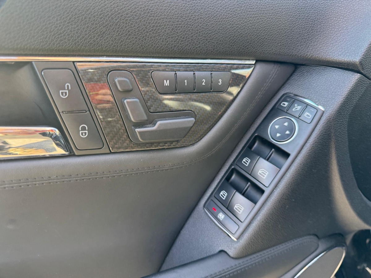 Mercedes-Benz Classe C 63 AMG 6.3 457cv Avantgarde BVA7- Suivi complet