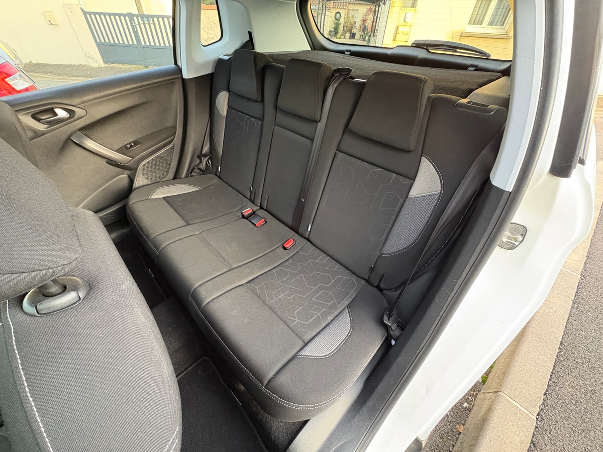 Peugeot 2008 1.2 82CH STYLE 4.0CV - GARANTIE 1 AN