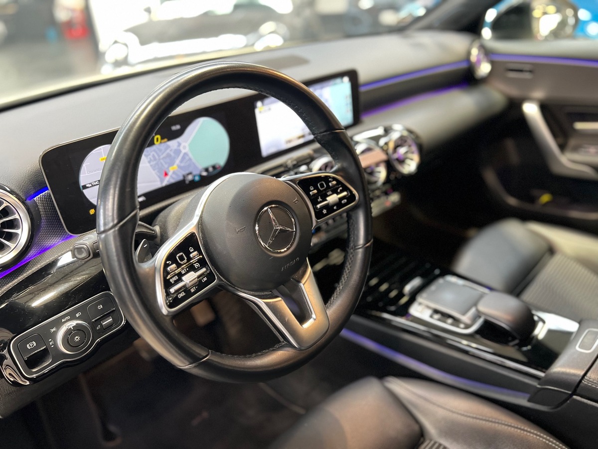 Mercedes-Benz Classe A IV 180 D 116 SENSATION PREMIUM PACK 7G-DCT