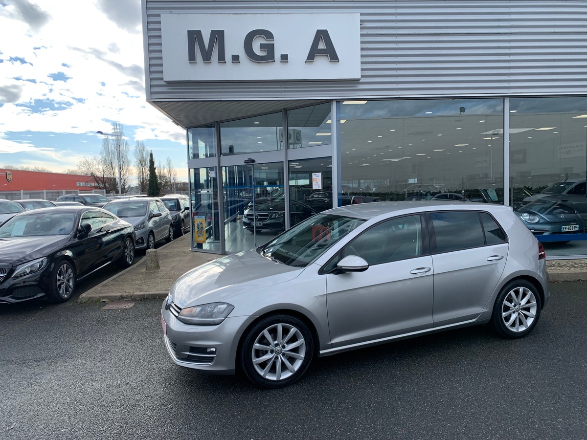 Volkswagen Golf 105 ch | Régulateur vitesse | Radar de stationnement avant arriére | GPS | Bluetooth