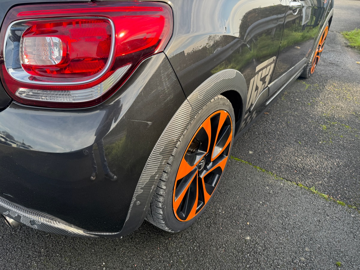 Citroën DS3 RACING 16V 202 cv