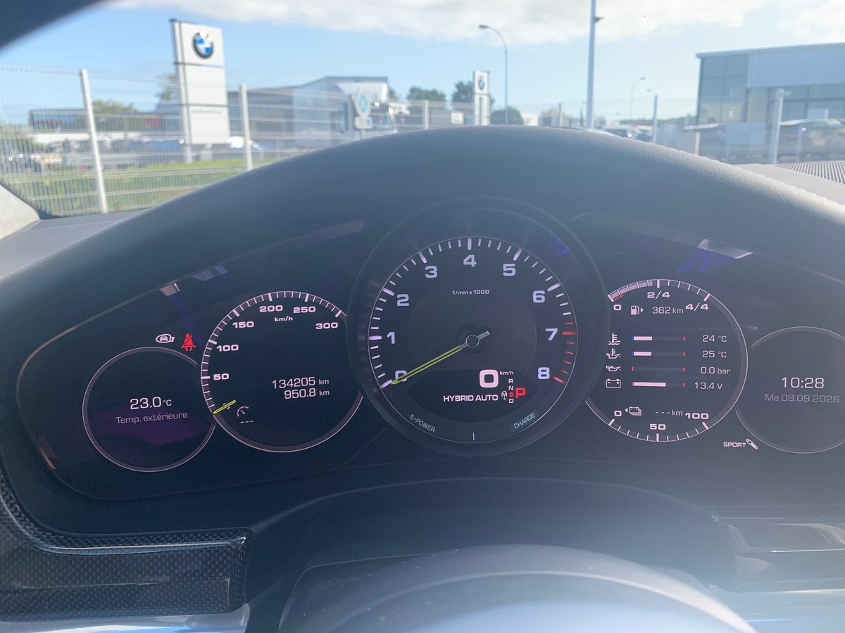 Porsche Panamera 462 | V6 | 4 E-HYBRID | Caméra | Apple car play | GPS | GARANTIE PORSCHE APPROVED