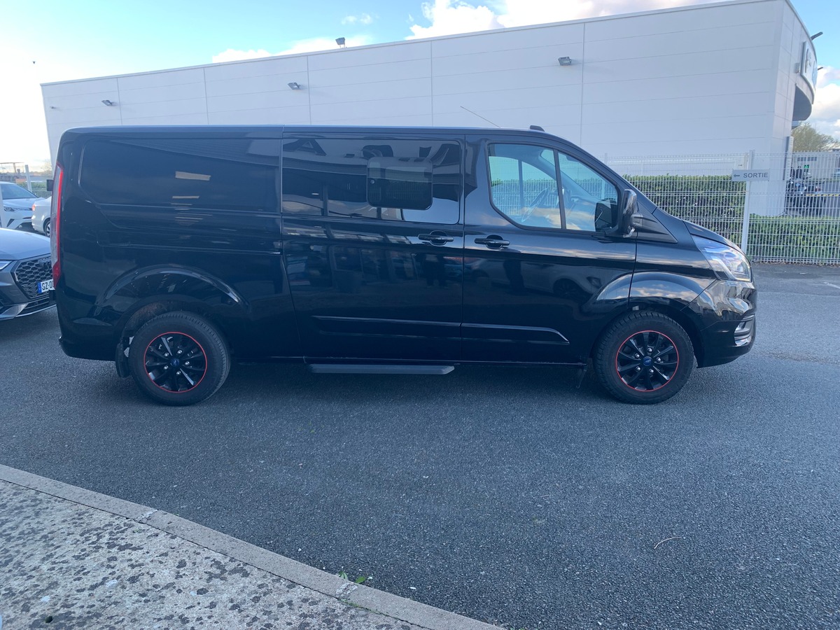 Ford TRANSIT CUSTOM 170 ch | 5 Places | TVA Récupérable