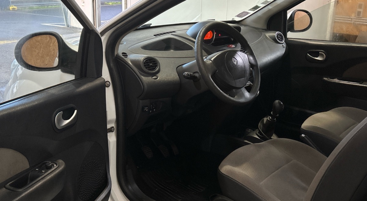 RENAULT Twingo 1.2 16v