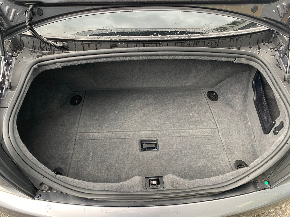 Maserati Quattroporte 4.2 | 401 chevaux | GPS | Régulateur de vitesse | Toit ouvrant électrique