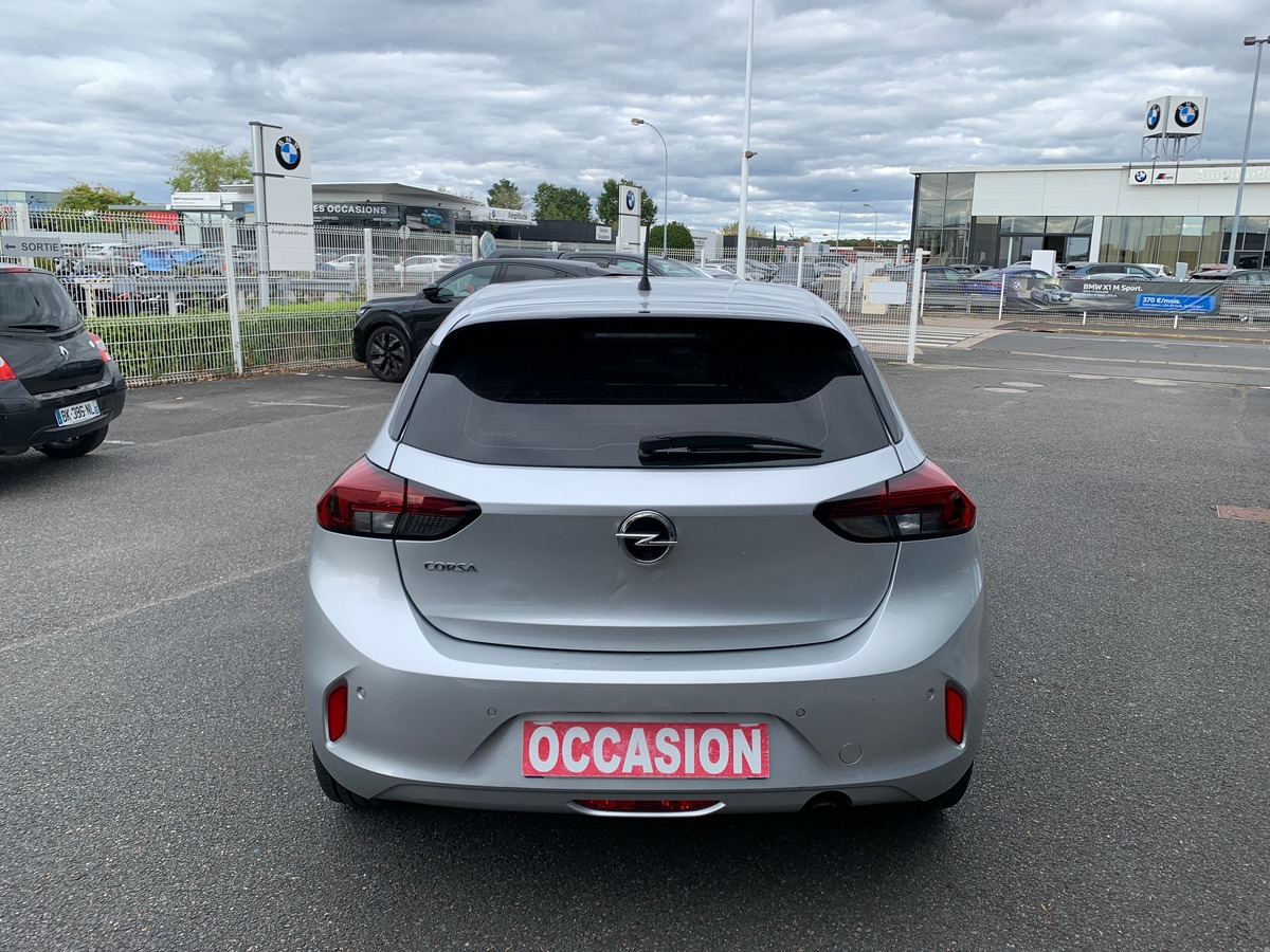 Opel Corsa 100 | Apple car play | Régulateur vitesse | | Reconnaissance des panneaux | Climatisation