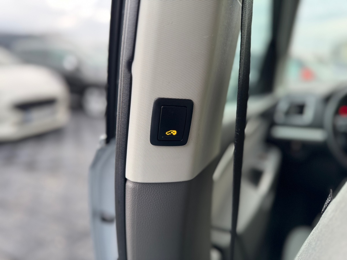 Seat Alhambra 2.0 TDi DSG6 140 cv Boîte auto - PORTE ELECTRIQUES  - RIEN A PREVOIR