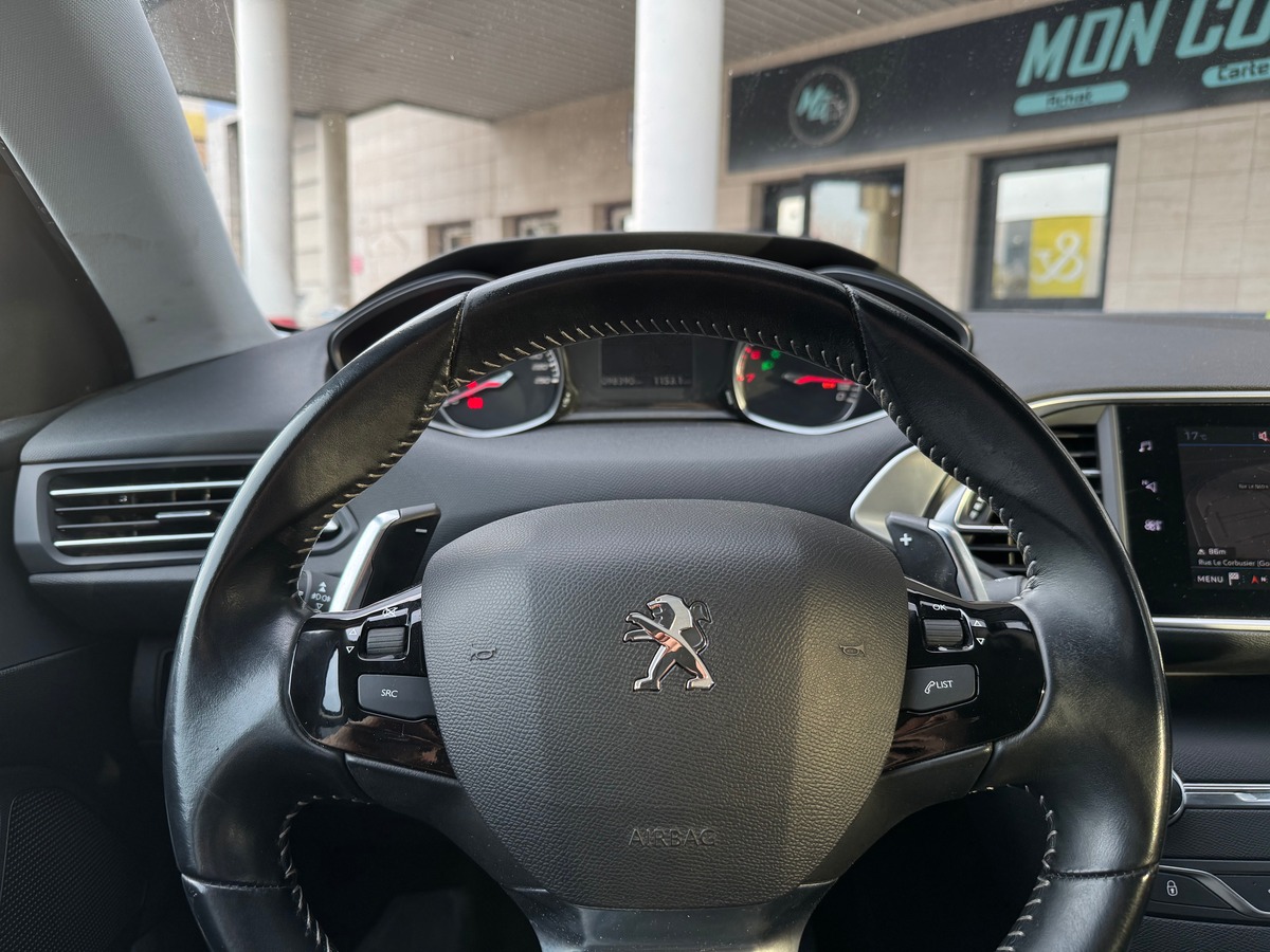 Peugeot 308 Phase 2 130 ch EAT8 Allure Pack - Distribution faite - Full options