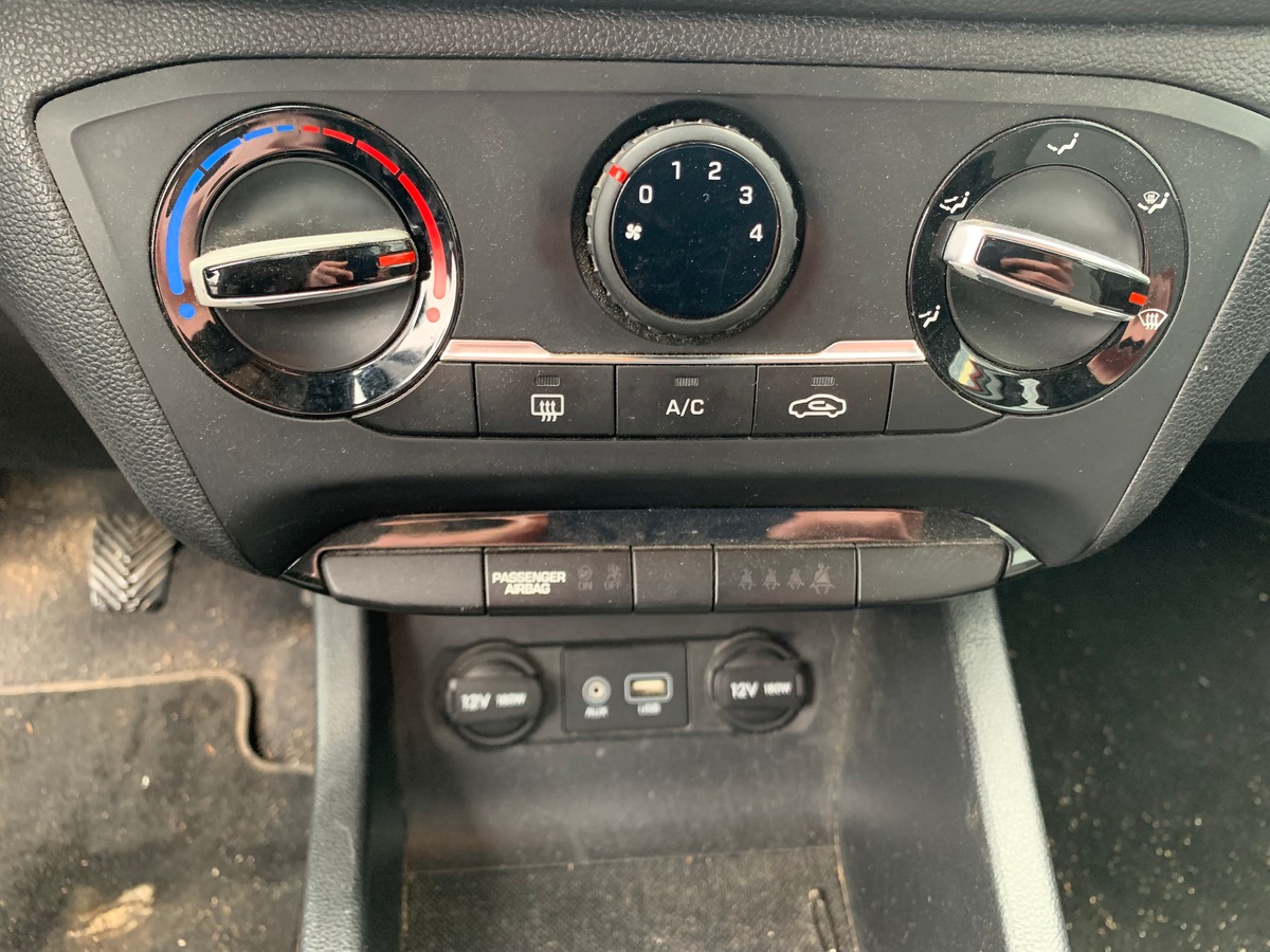 Hyundai i20 84 ch | Edition 1 | Régulateur de vitesse | Jantes Alu | Climatisation | Radar arriére