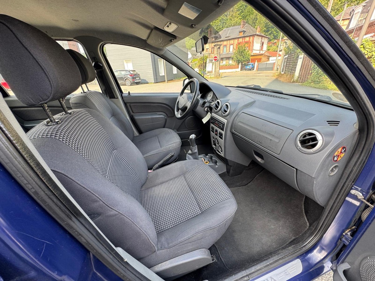 Dacia Logan 1.5 dCi Prestige 85-Attelage-Distribution neuve-Garantie