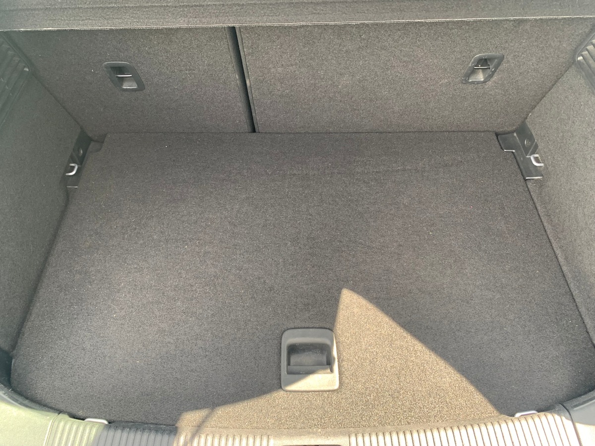 Audi A1 95 | Ultra | GPS | Régulateur de vitesse | Radar stationnement avant arriére | Climatisation