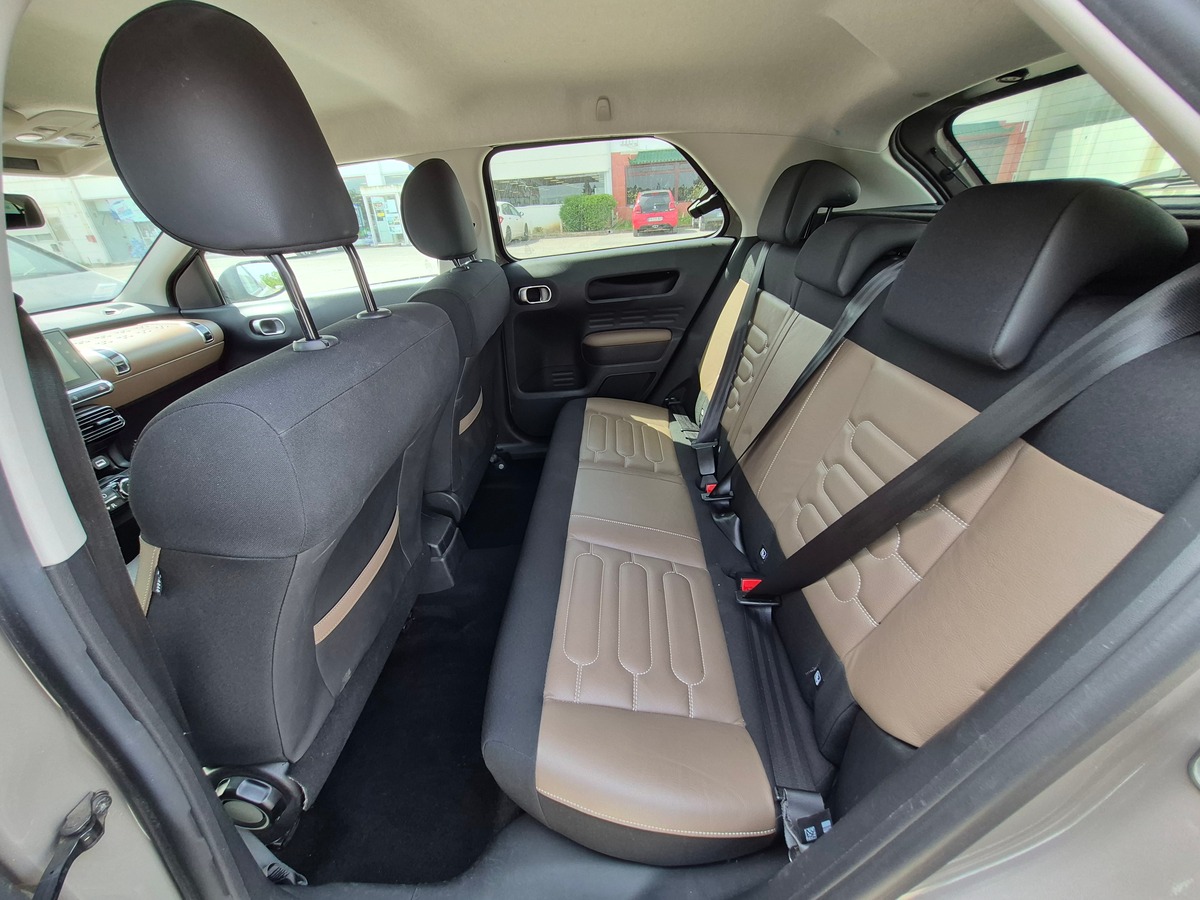 Citroën C4 Cactus 1.6 BHDI 100 SHINE ETG6