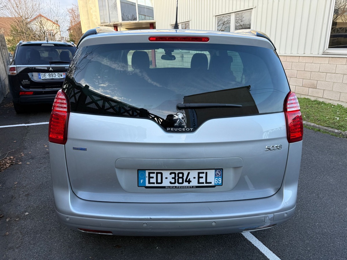 Peugeot 5008 1.6 HDI 120 CV allure 7 places