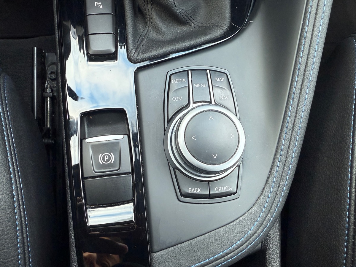 Bmw X1 (F48) LCI 18d sDrive 2.0 d Steptronic 150 cv Pack M, Suivi Complet BMW, Sièges chauffants