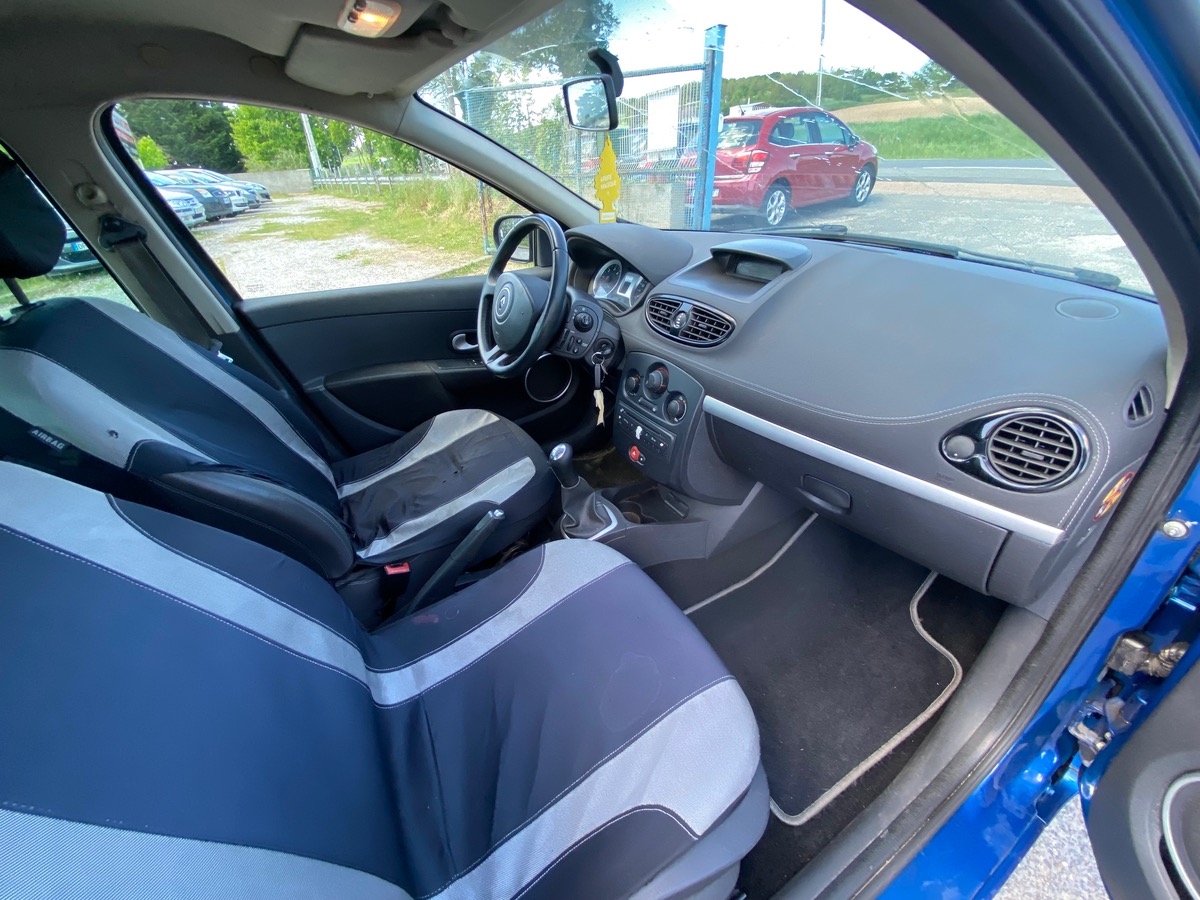 RENAULT Clio 3 phase 2 1.5 dci 75cv 2011 199170km