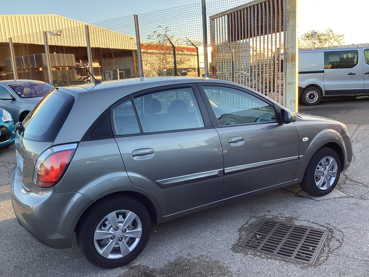 Kia Rio 1.4 Active
