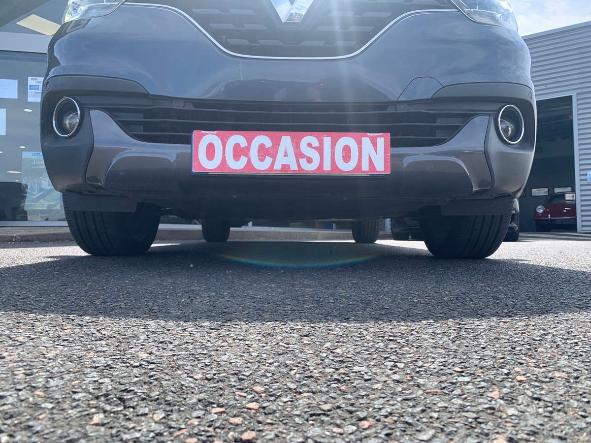 RENAULT Kadjar 130 | Intens | Caméra recul | Régulateur vitesse | Attelage amovible | Roue secours