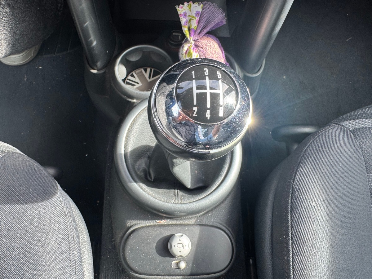 Mini Mini 90 ch | One | Vitres avant électriques | Direction assistée | Autoradio | Sellerie Tissus