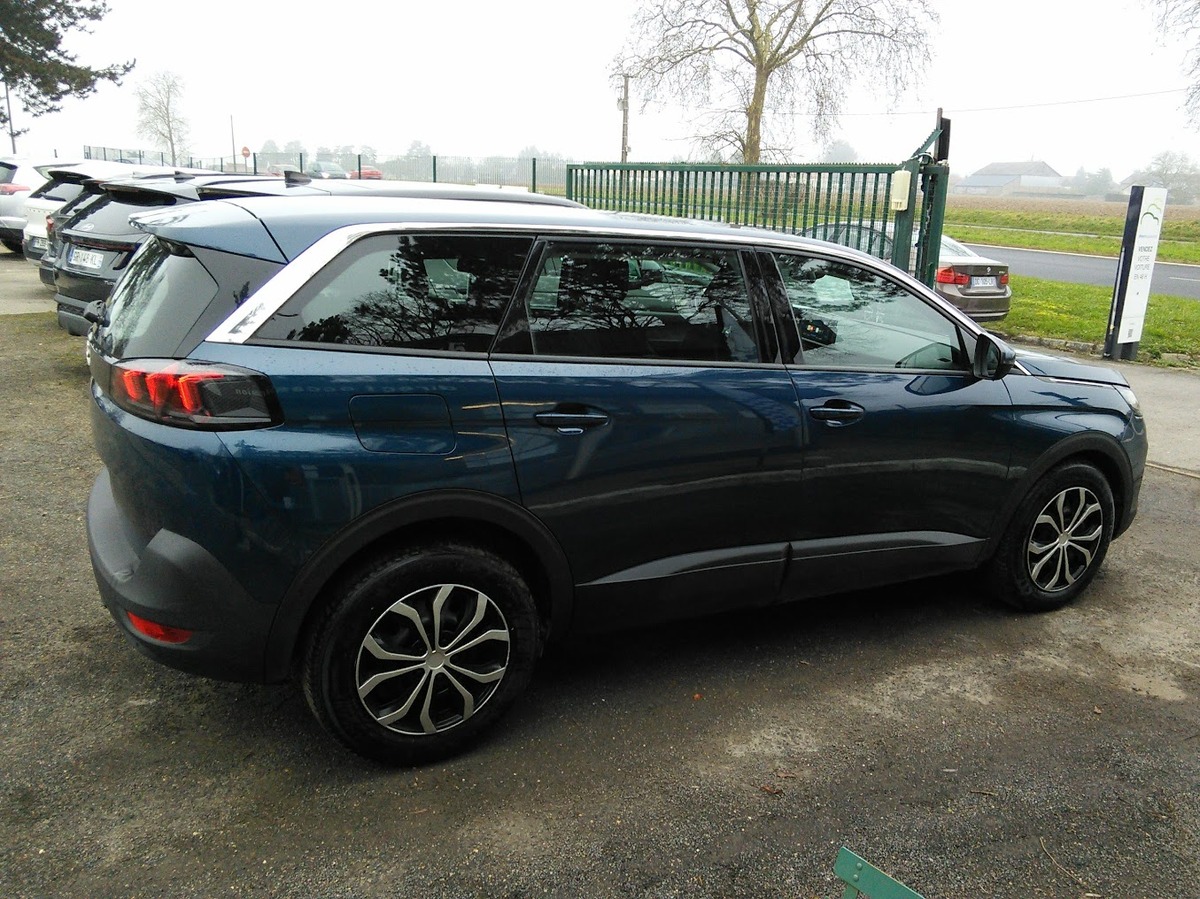 Peugeot 5008 1.5 BleuHDI EAT8 130 ACTIVE PACK 7 PLACES - Première main