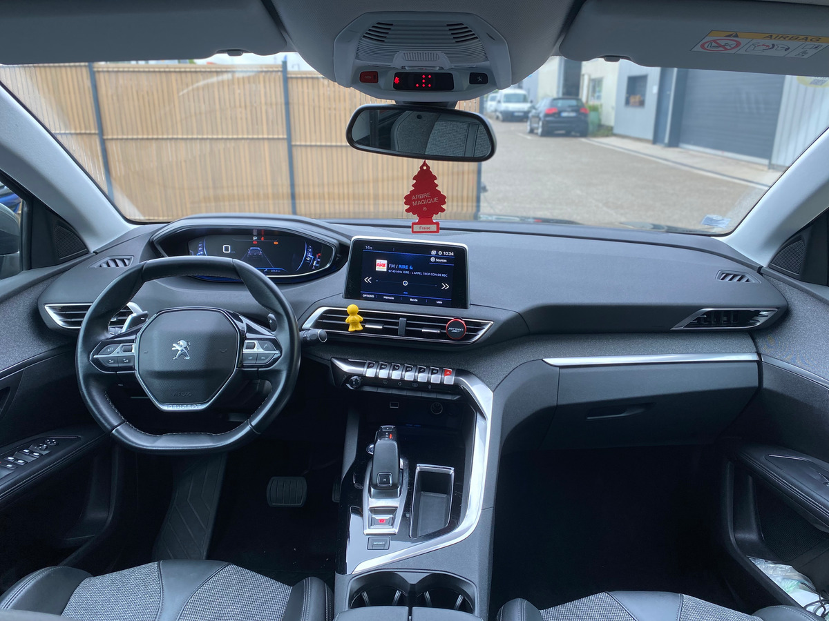 Peugeot 5008 1.5l blueHDI 130 Allure EAT8 7 places - SEMI CUIR - CARPLAY - BOITE AUTO