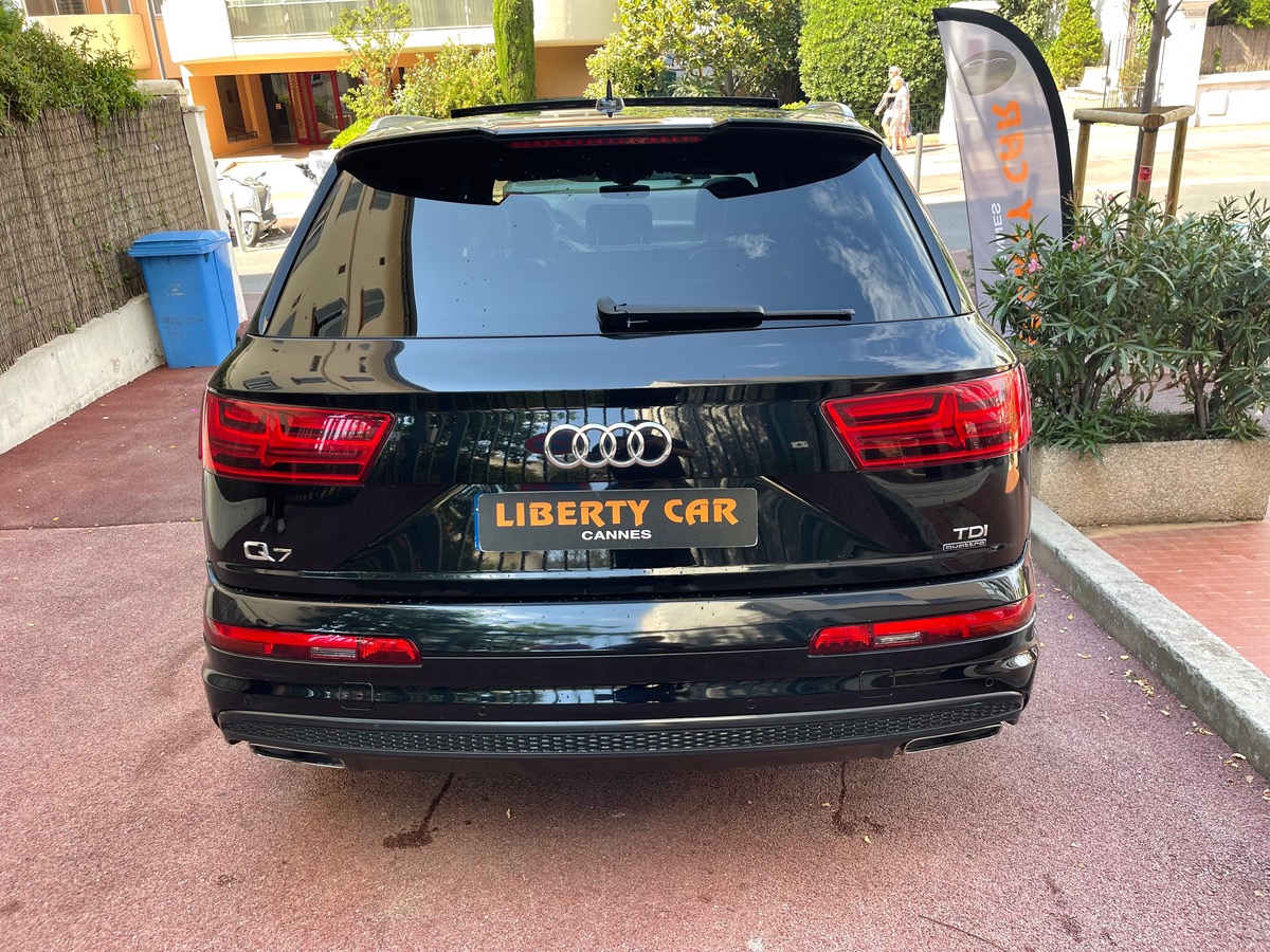 Audi Q7 3.0 V6 TDI 272 CV Quattro S LINE + / Toit ouvrant / 7 PLaces /Attelage /