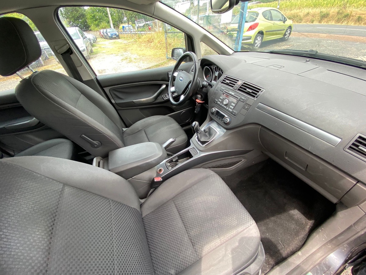 Ford C-max 1.8 tdci 115cv 1ere main 165000km nous sommes ouvert ce lundi 14