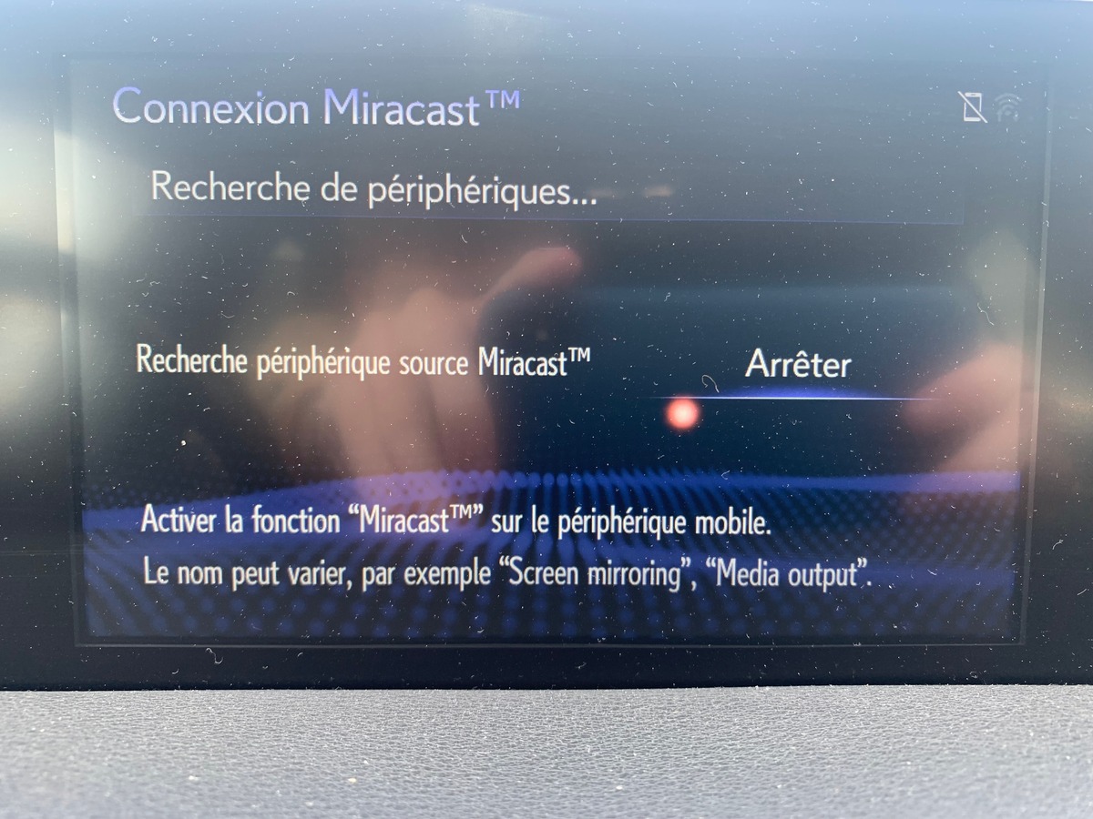 Lexus UX 250 | 184 ch | Pack Confort | Apple car Play | Caméra recul | Régulateur vitesse adaptatif